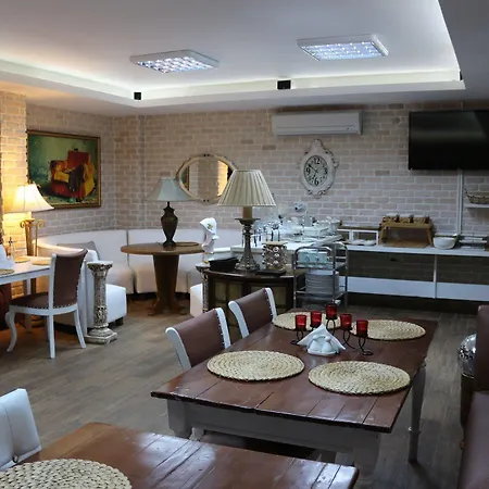 By Pegasus Beach Flats Apartment *