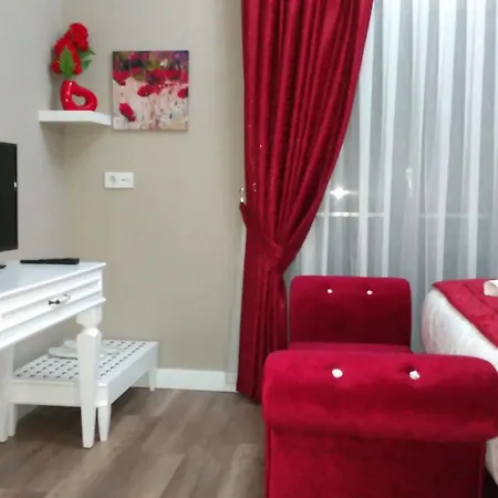 By Pegasus Beach Flats Apartment Konyaalti