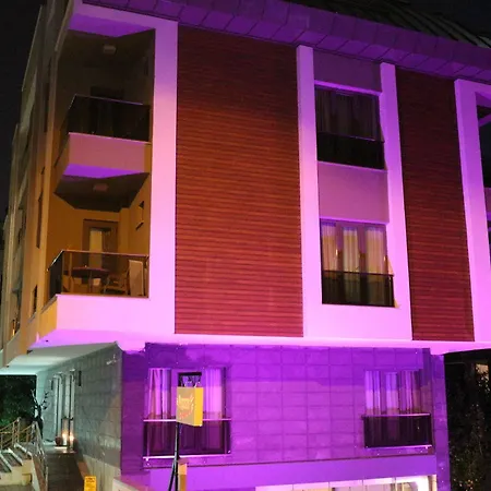 Apartment By Pegasus Beach Flats